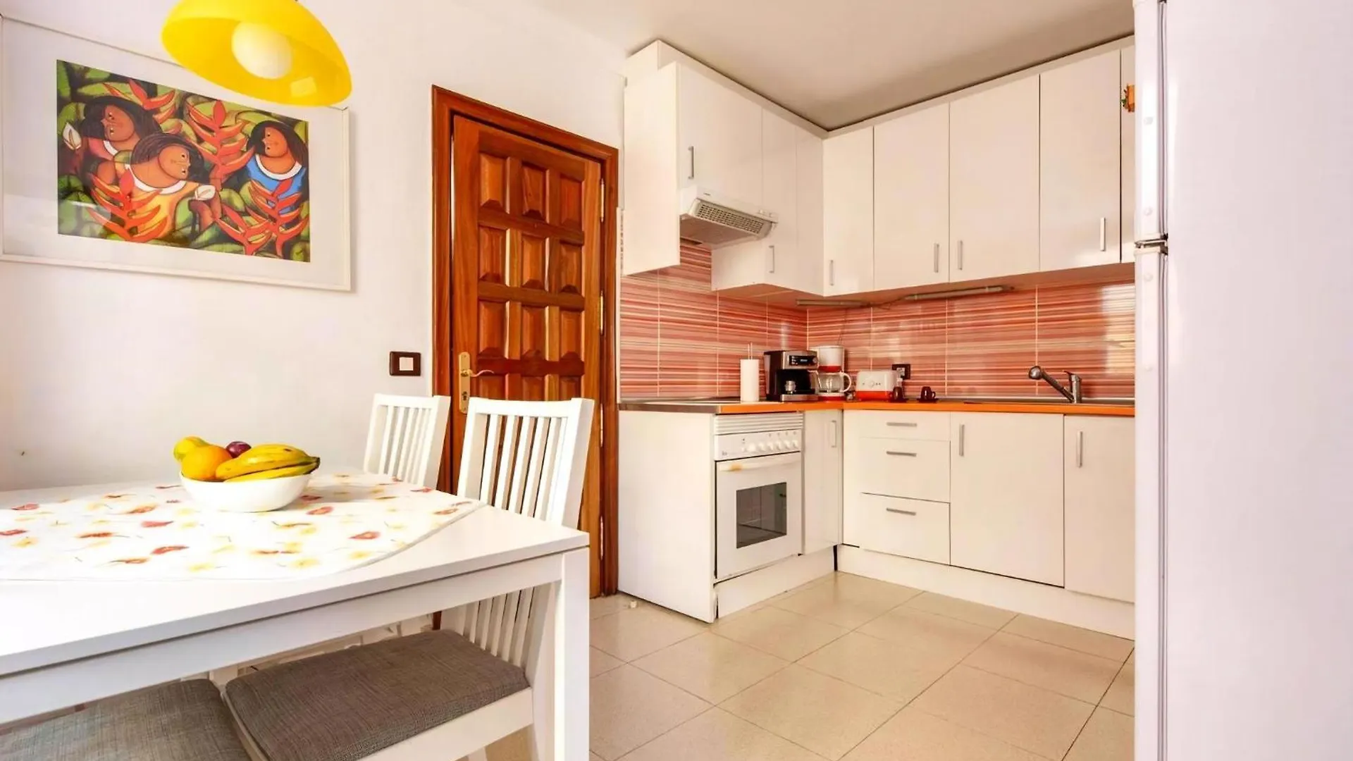 Gepflegtes Ferienhaus In Teneriffas Sonnigem Sueden Las Galletas 0*,